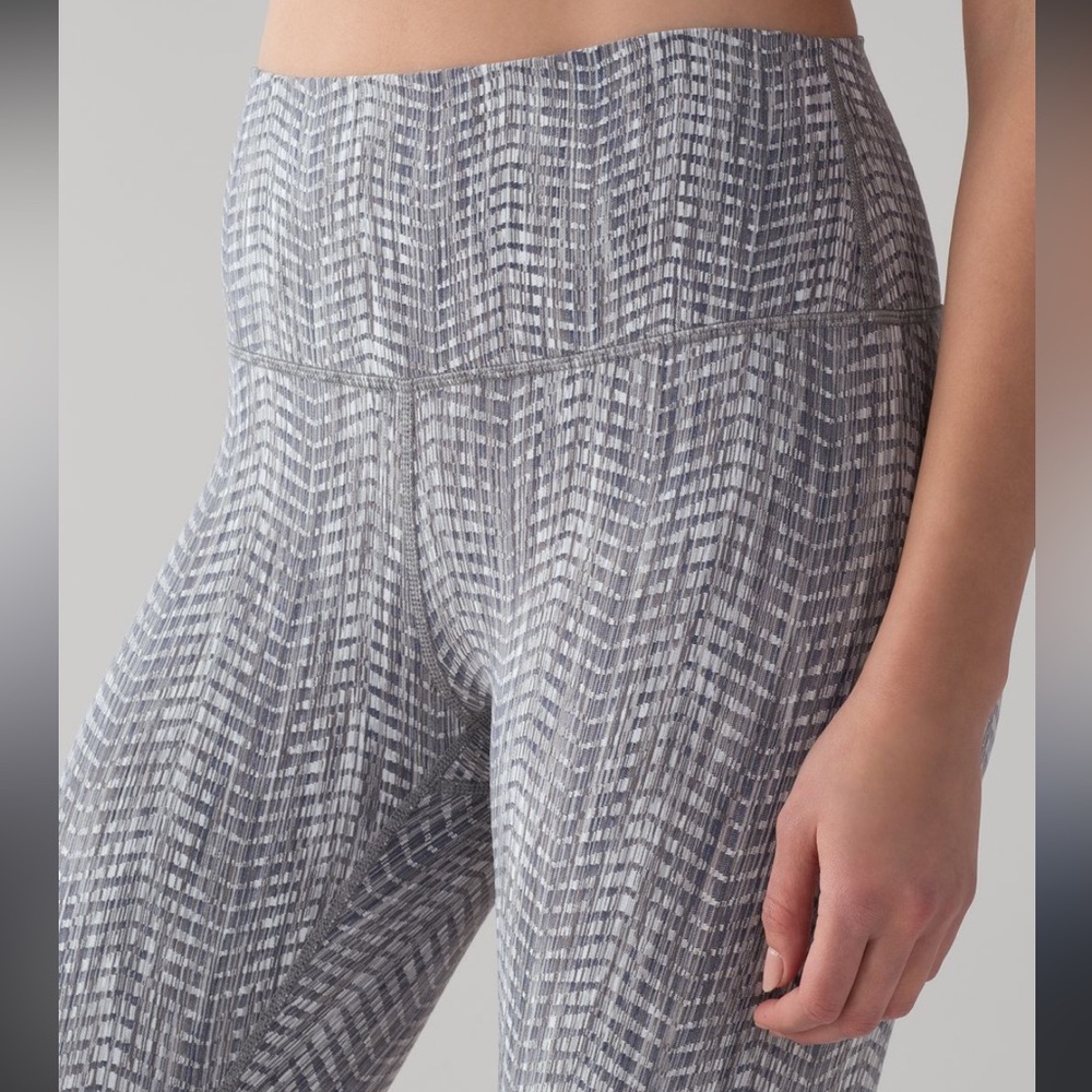 Lululemon wunder under tights